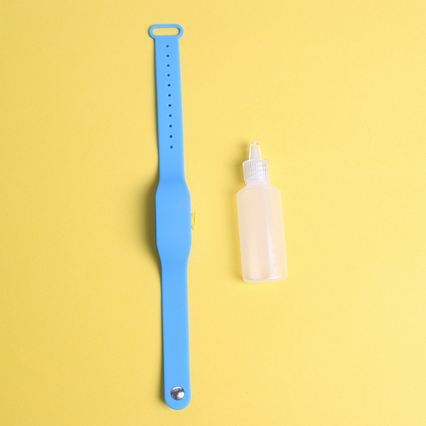 Adjustable Alcohol Disinfection Gel Wristband Sterilization Dispenser Silicone Hand Sanitizer Bracelet with Refill Bottle
